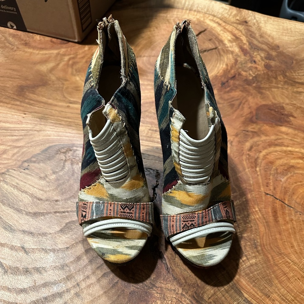 Aldo x Julian Louie wedge